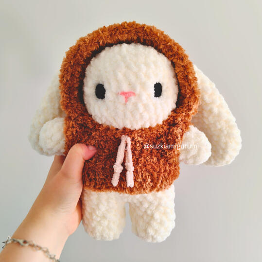 Clothed Bunny 2 40€